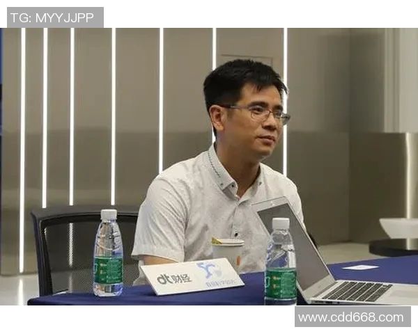 吴强专访：从青涩少年到篮球巨星的奋斗与成长之路